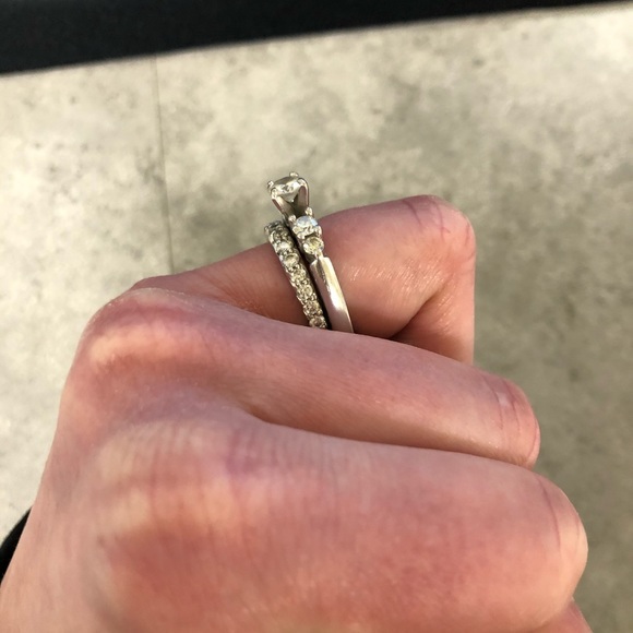 Engagement/Wedding band